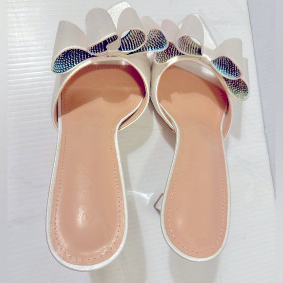 SLIDE HEELS - Picture 2 of 6